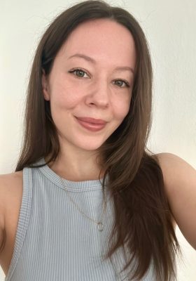 CA85F1F6-495E-4470-8166-657596E376A43